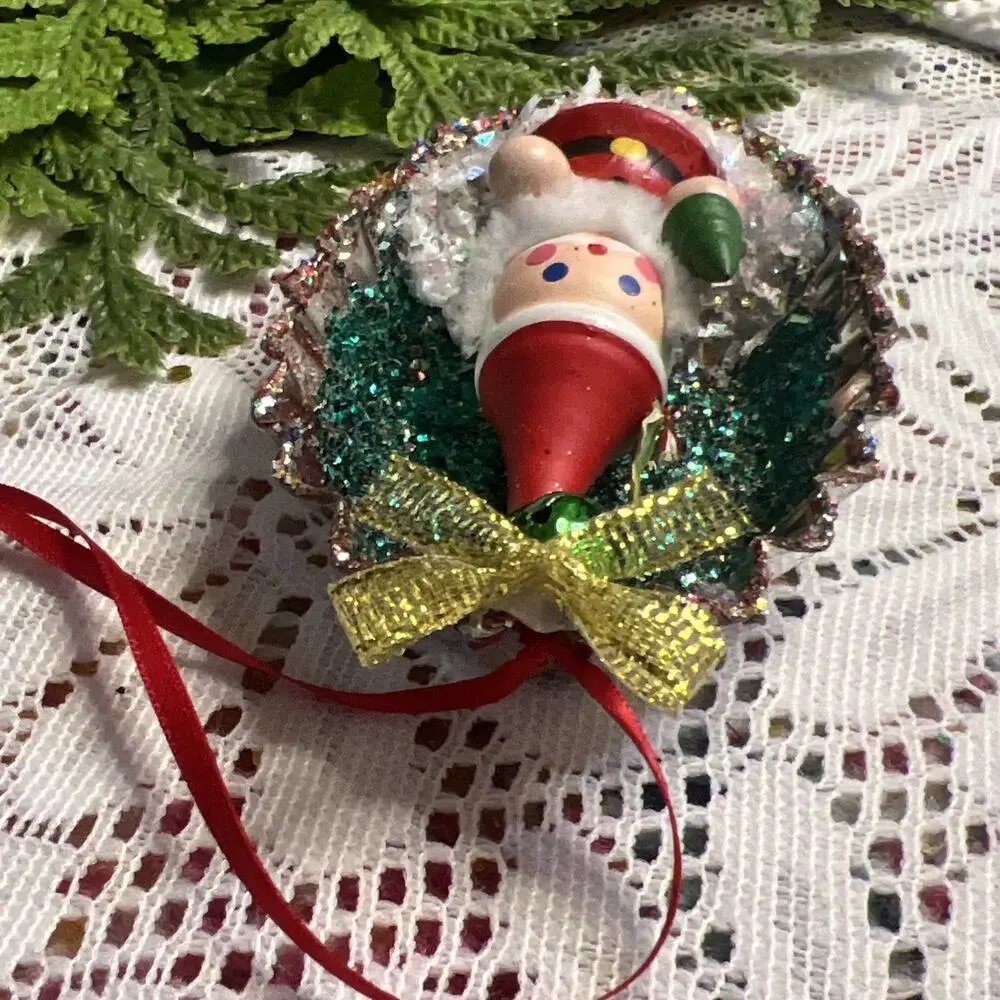 Vintage Oval Tart Tin Santa Claus Diorama Mid Century Style Glitter Ornament